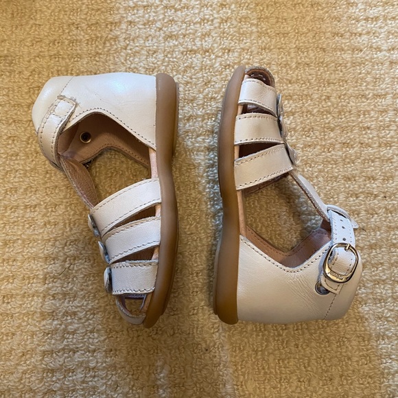 Jacadi Paris Size 22 Toddler Girls Sandals - Picture 2 of 3